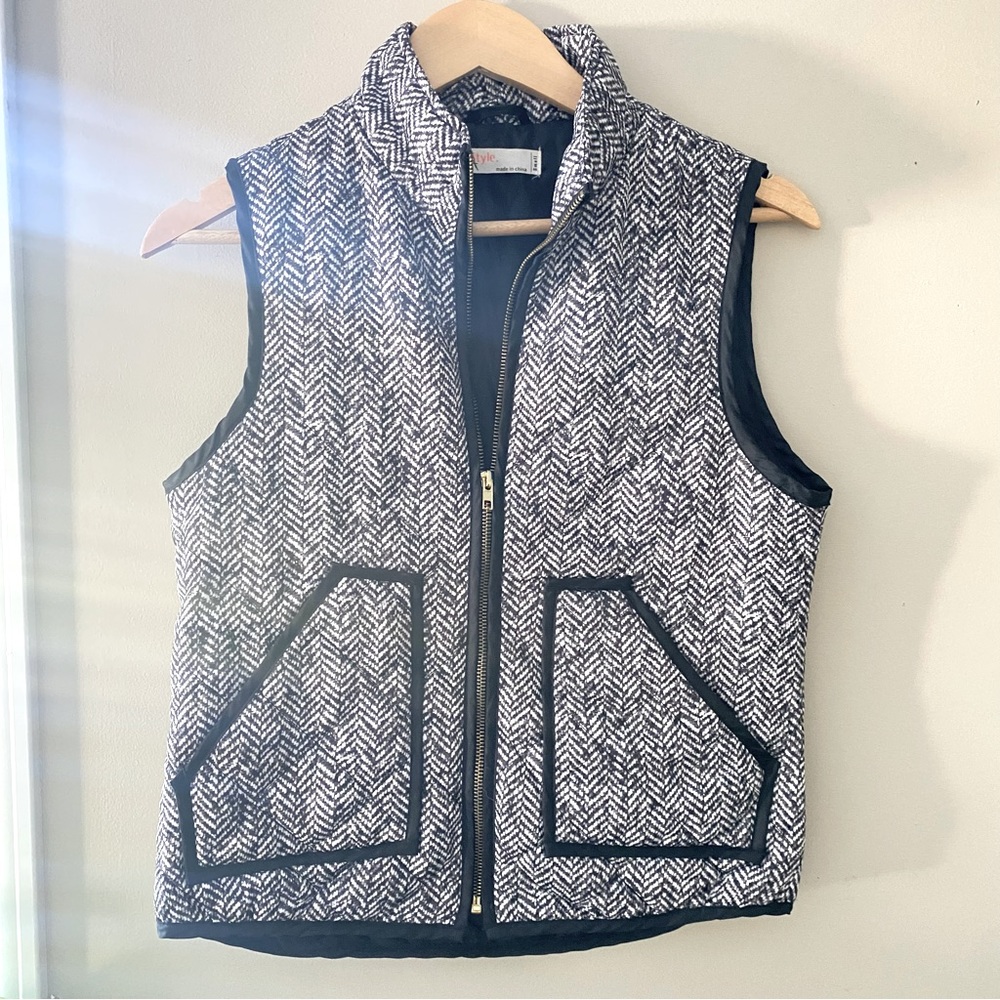SI STYLE | black & white vest